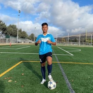 Meet your Posher, Khue